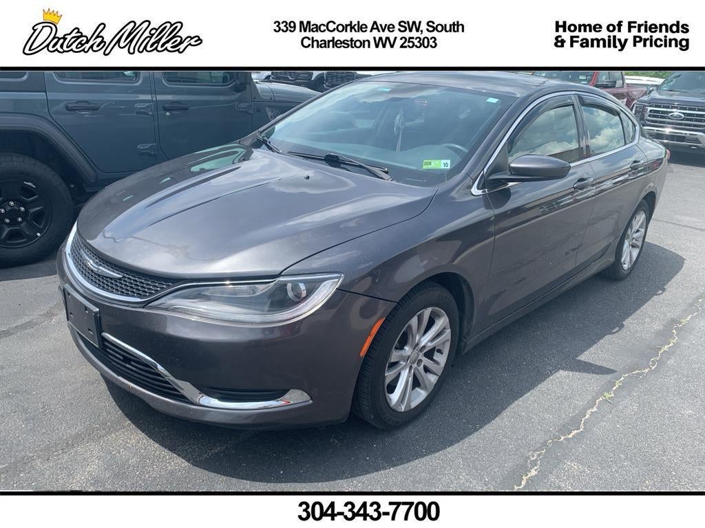 2015 Chrysler 200 Limited's photo