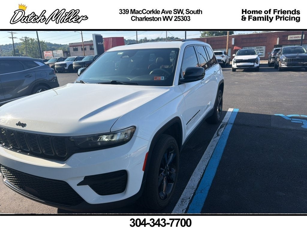 2022 Jeep Grand Cherokee Altitude