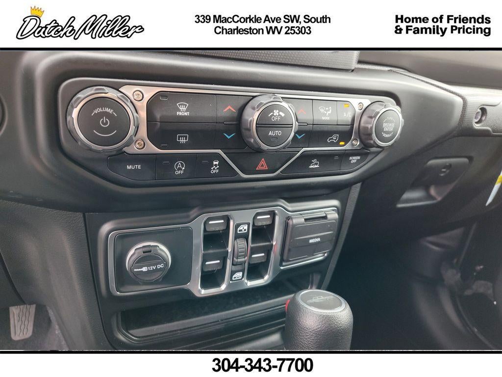 2022 Jeep Gladiator Sport S