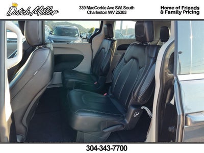 2021 Chrysler Voyager LXI