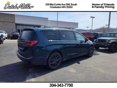 2022 Chrysler Pacifica Limited