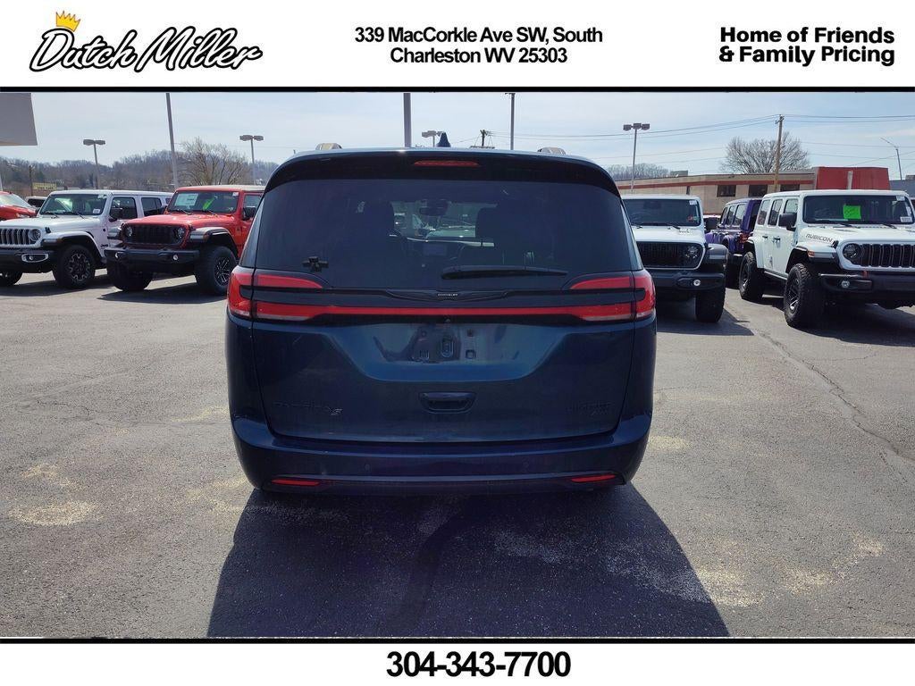 2022 Chrysler Pacifica Limited