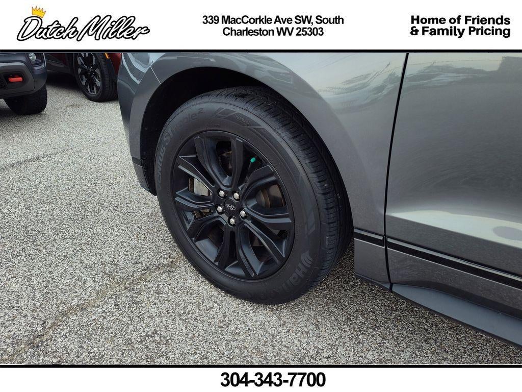 2023 Ford Edge SE