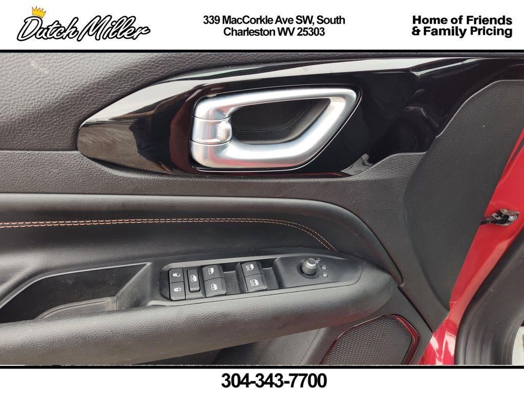 2022 Jeep Compass (RED) Edition