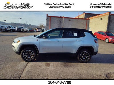 2025 Jeep Compass Trailhawk