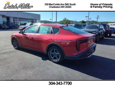 2025 Kia K4 LXS
