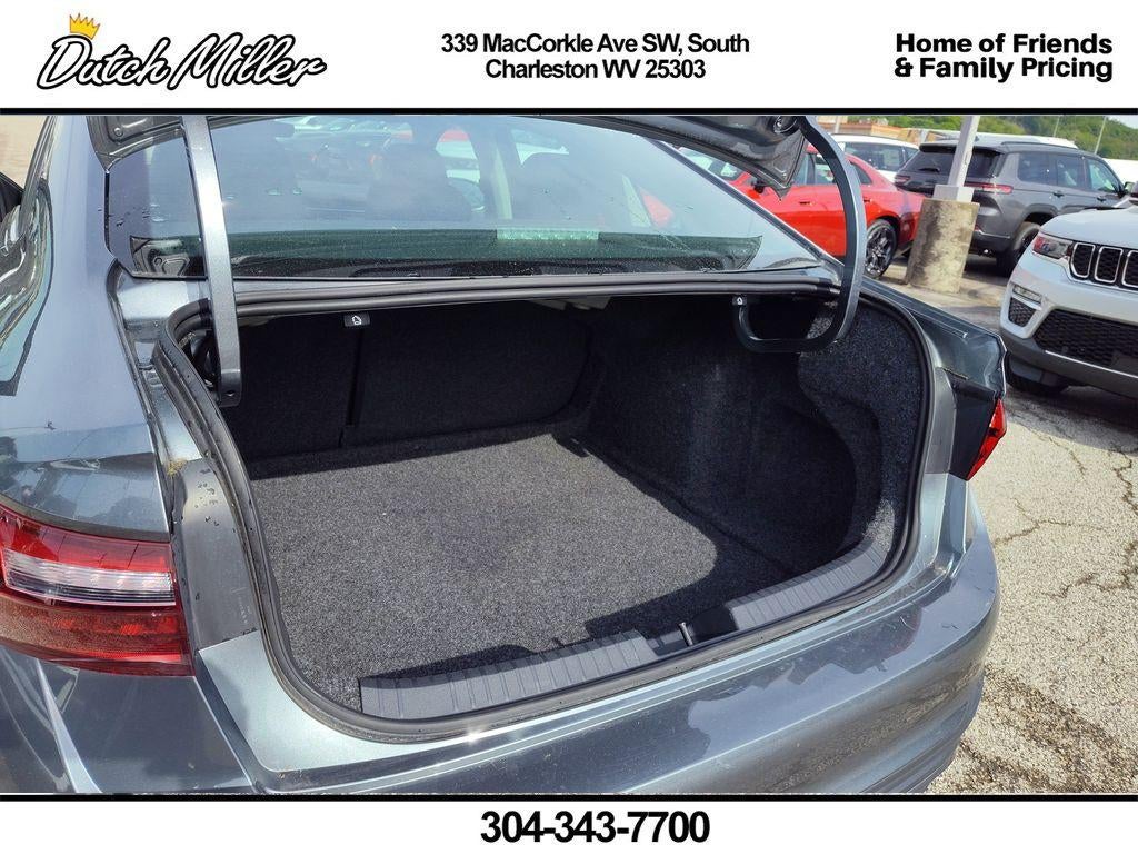 2025 Volkswagen Jetta SE