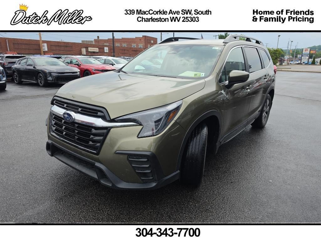 2024 Subaru Ascent Premium 7 Passenger's photo
