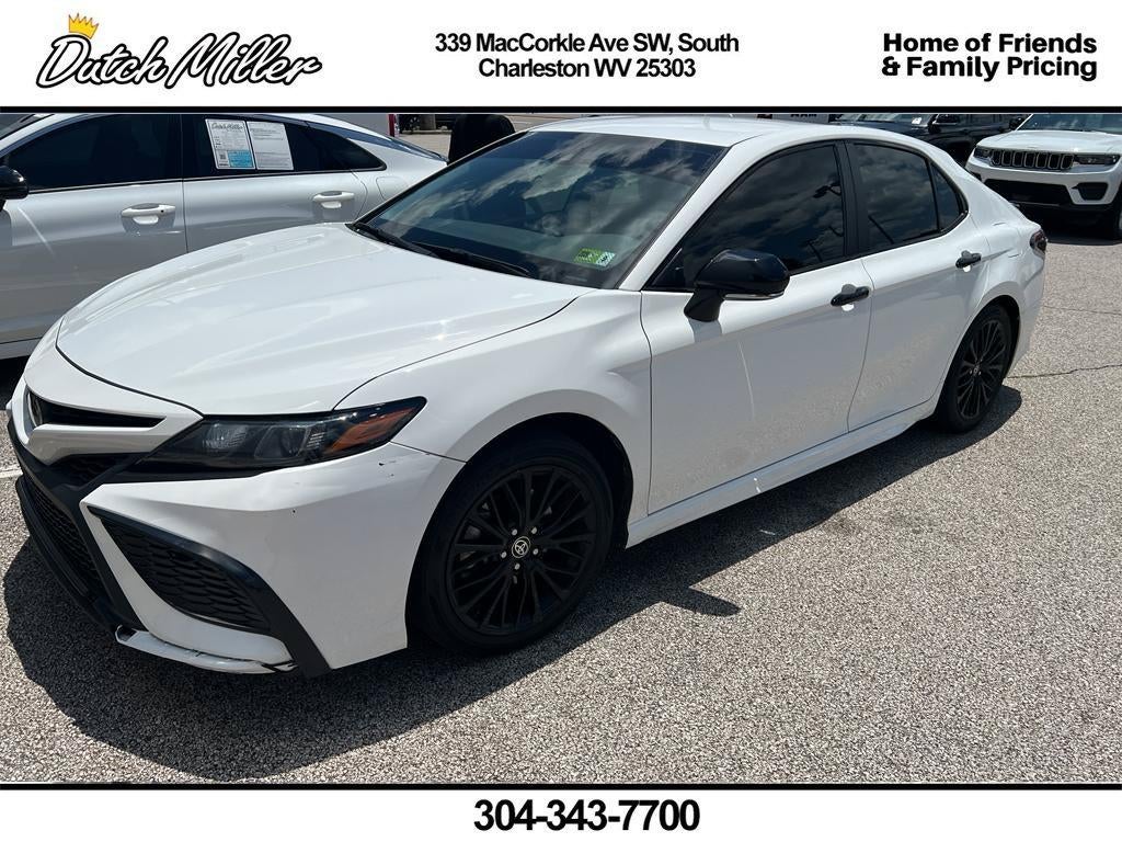 2022 Toyota Camry SE Nightshade
