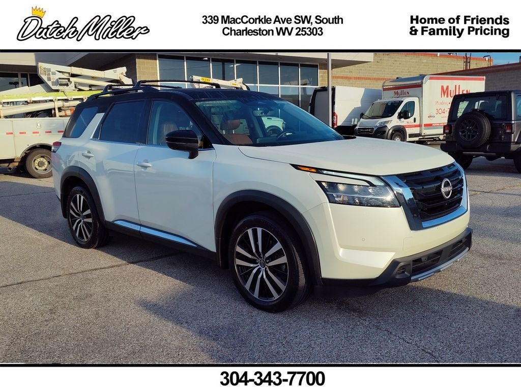 2023 Nissan Pathfinder Platinum