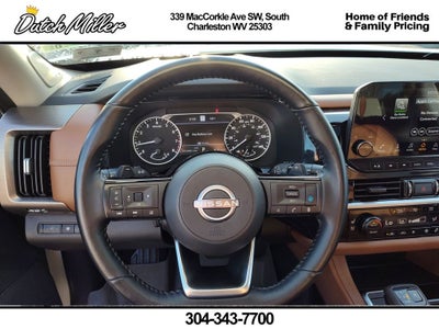 2023 Nissan Pathfinder Platinum