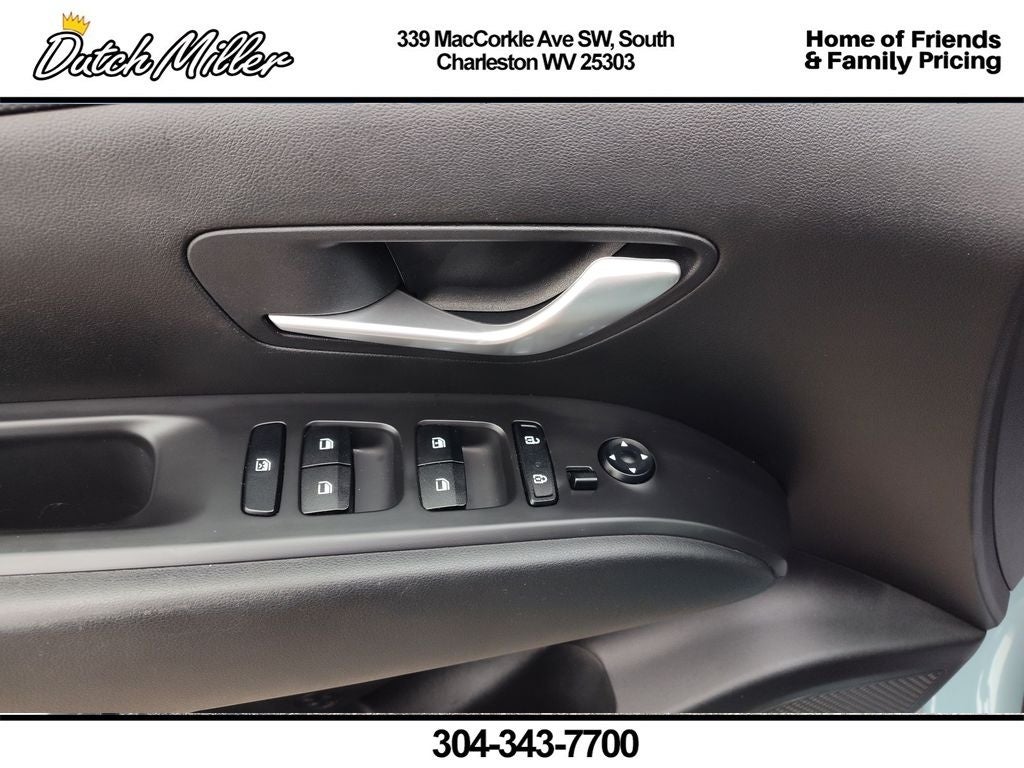 2024 Hyundai Santa Cruz SE