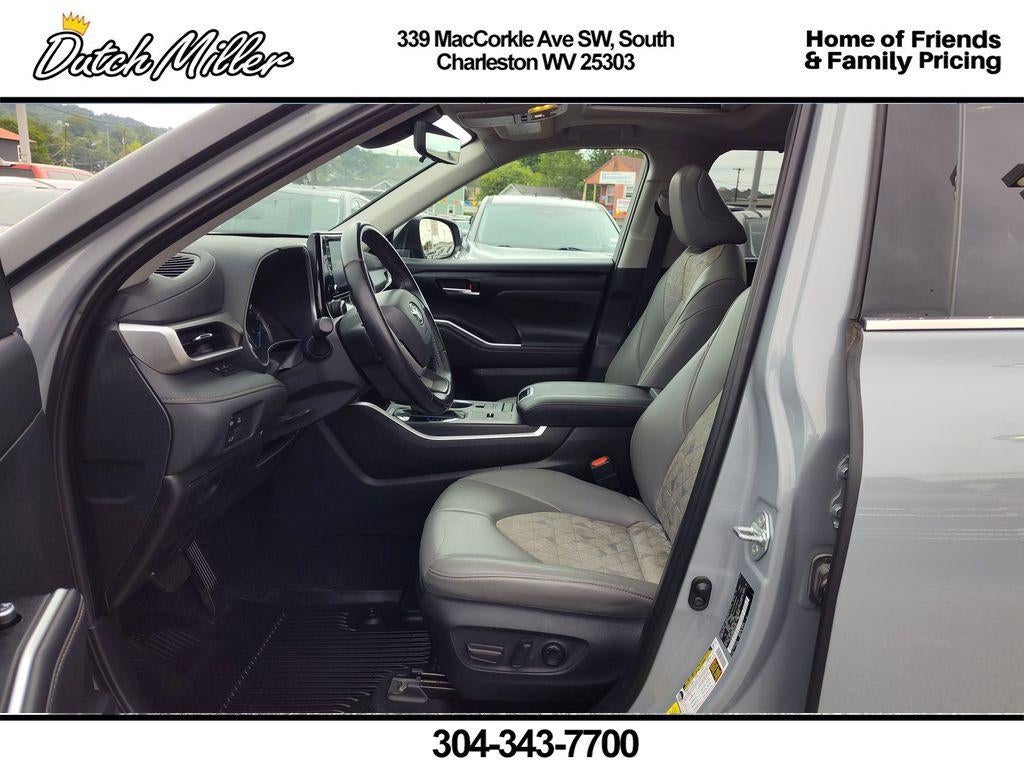 2022 Toyota Highlander Hybrid Hybrid Bronze Edition