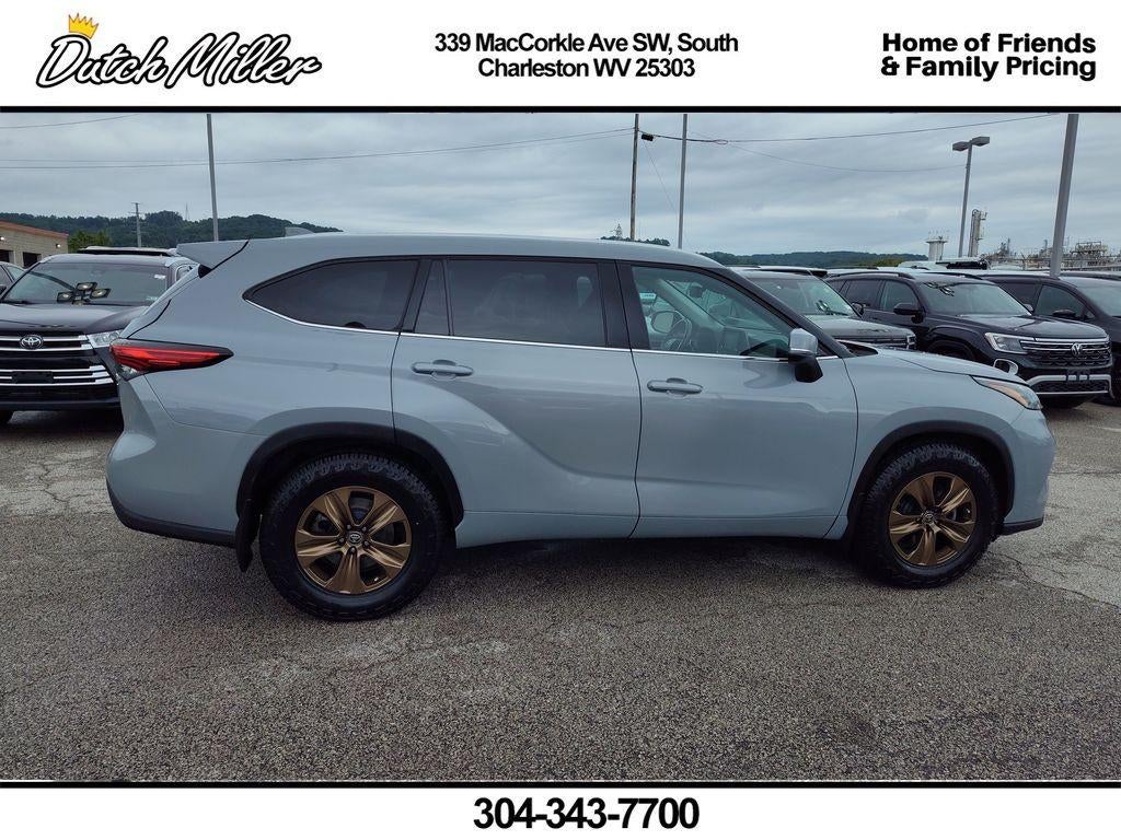 2022 Toyota Highlander Hybrid Hybrid Bronze Edition
