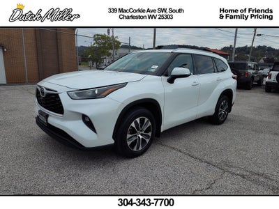 2022 Toyota Highlander XLE