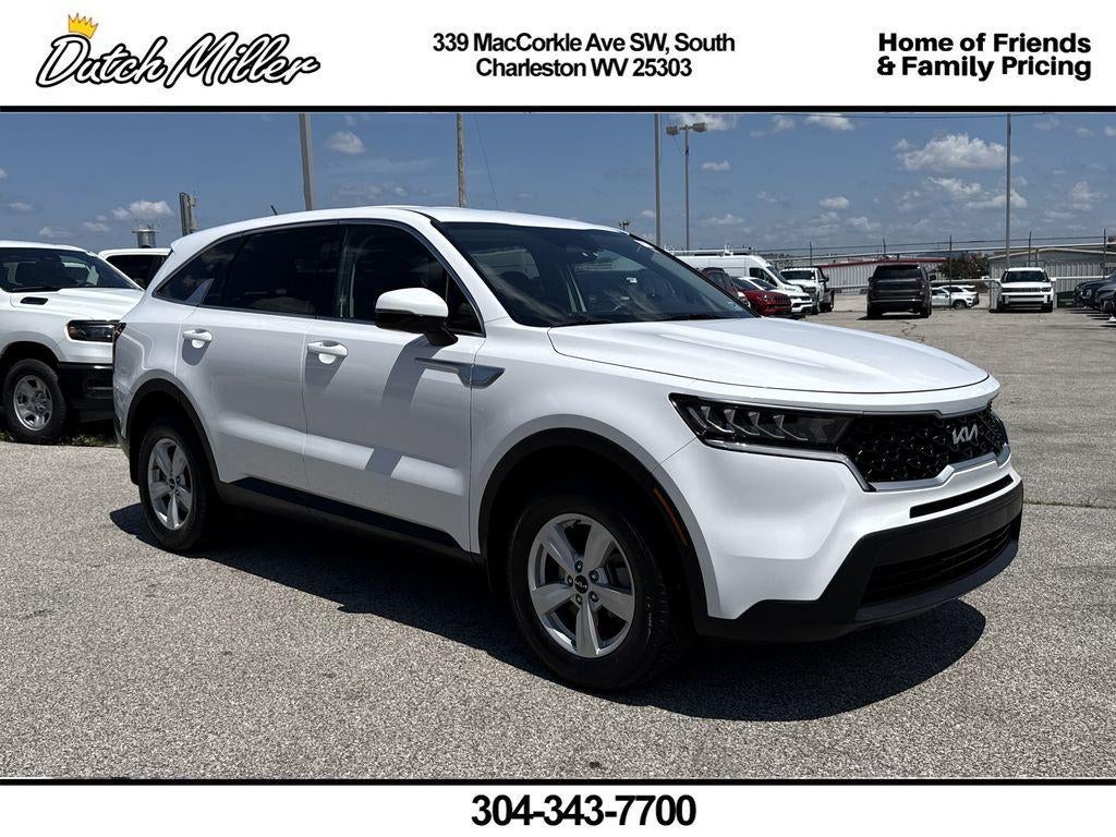 2022 Kia Sorento LX