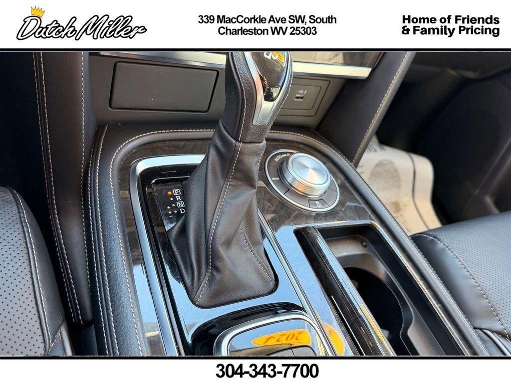 2024 INFINITI QX80 LUXE