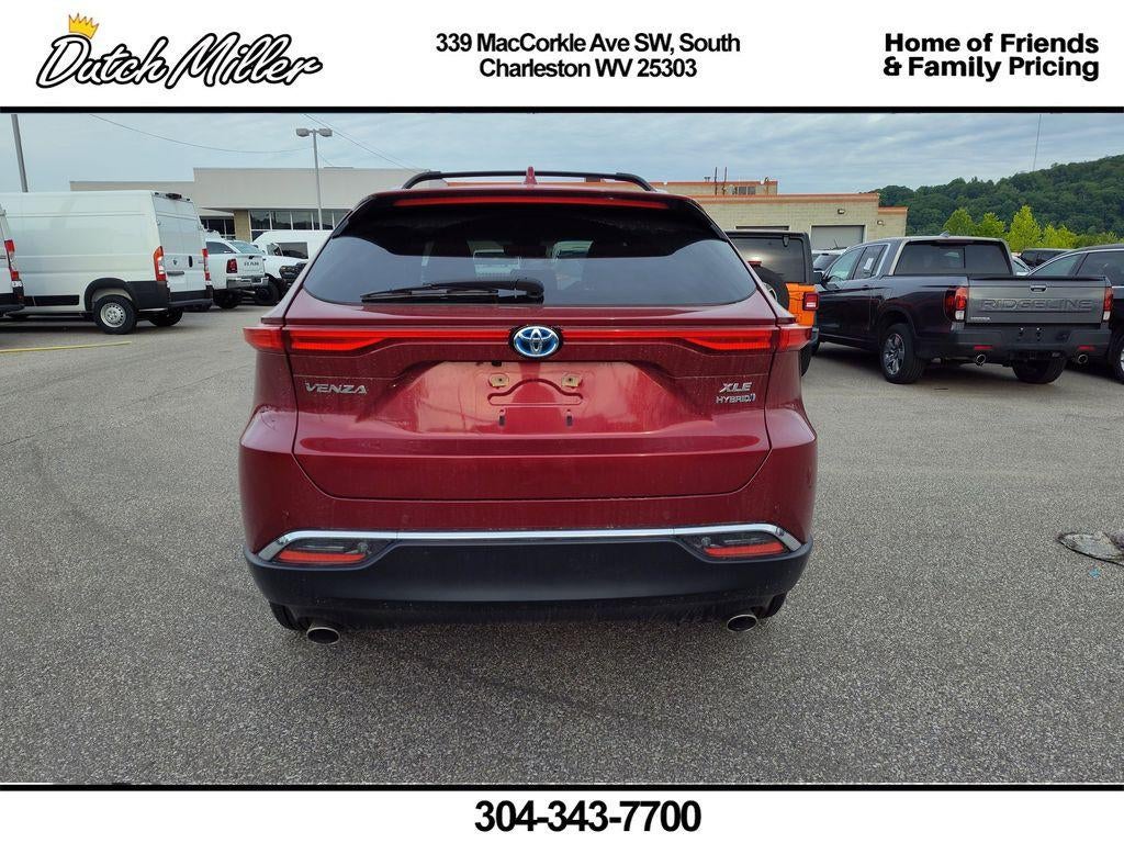 2022 Toyota Venza XLE