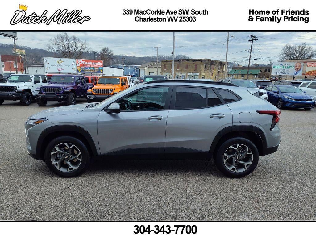 2025 Chevrolet Trax LT