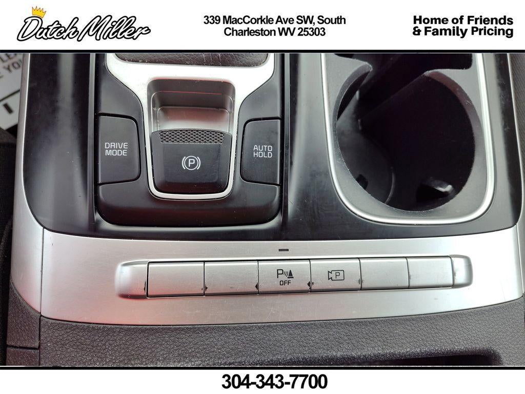 2023 Kia Carnival LX