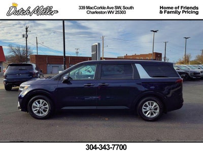 2023 Kia Carnival LX