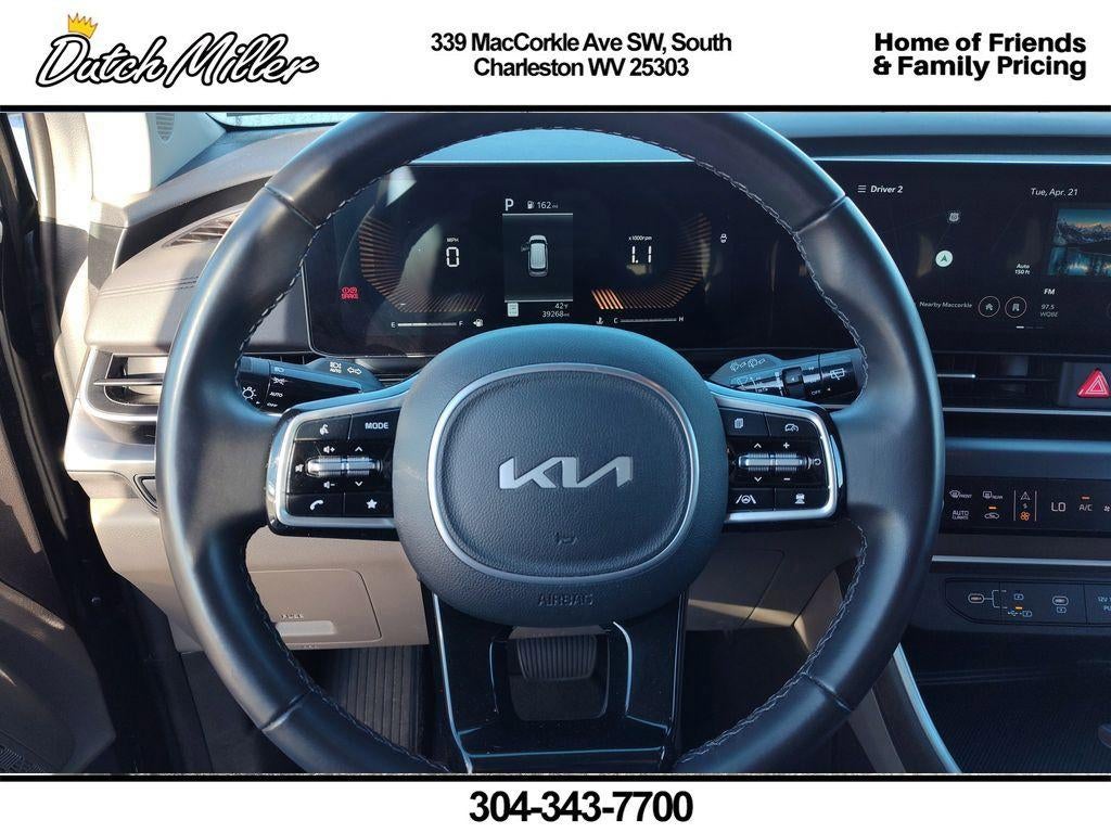 2025 Kia Carnival LXS