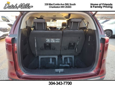 2024 Kia Carnival EX