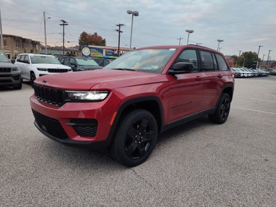 2027 Jeep Grand Cherokee Laredo X