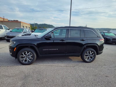2027 Jeep Grand Cherokee Laredo X