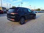 2027 Jeep Grand Cherokee Laredo