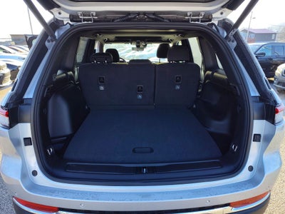 2026 Jeep Grand Cherokee Laredo X