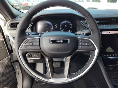 2026 Jeep Grand Cherokee Laredo Altitude