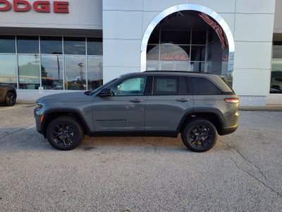 2027 Jeep Grand Cherokee Laredo Altitude