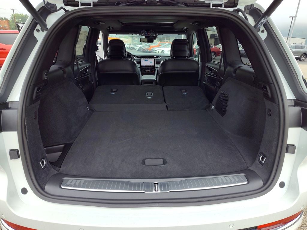 2025 Jeep Grand Cherokee Overland