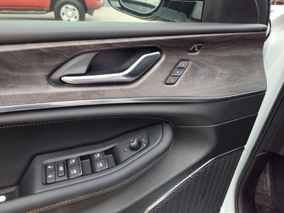 2025 Jeep Grand Cherokee Overland