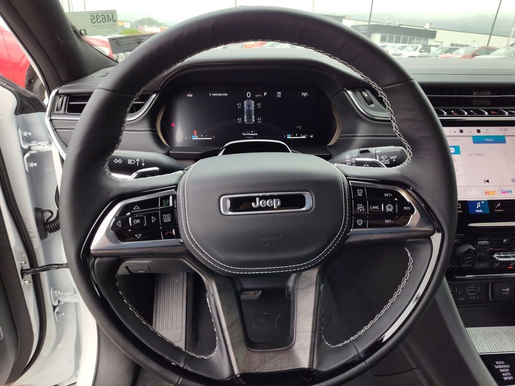 2025 Jeep Grand Cherokee Overland