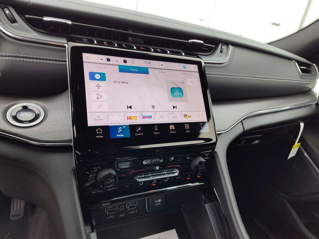 2025 Jeep Grand Cherokee Overland