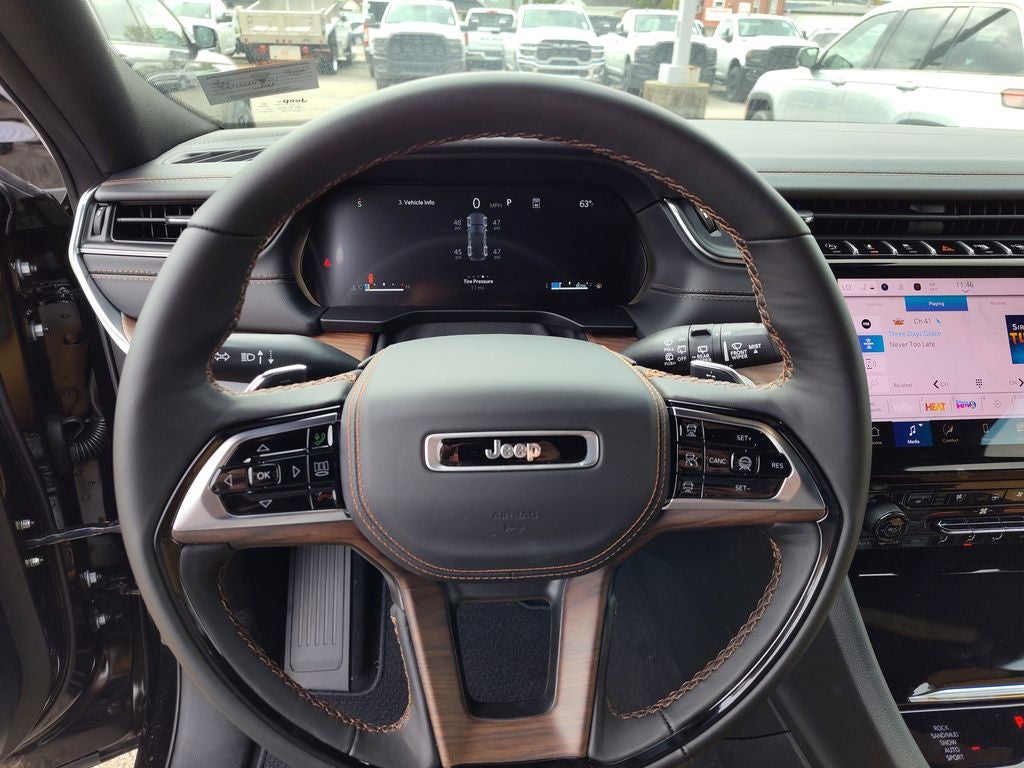 2025 Jeep Grand Cherokee Summit