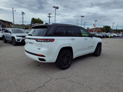 2025 Jeep Grand Cherokee Summit