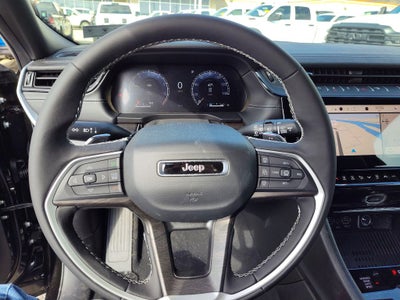 2026 Jeep Grand Cherokee Laredo Altitude