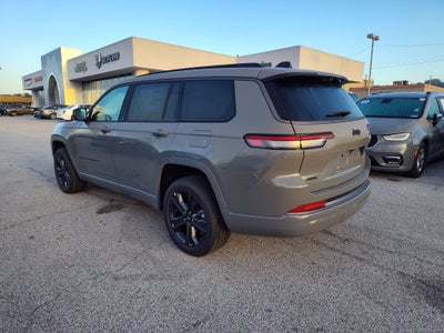 2027 Jeep Grand Cherokee Limited Reserve