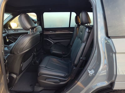 2027 Jeep Grand Cherokee Limited Reserve