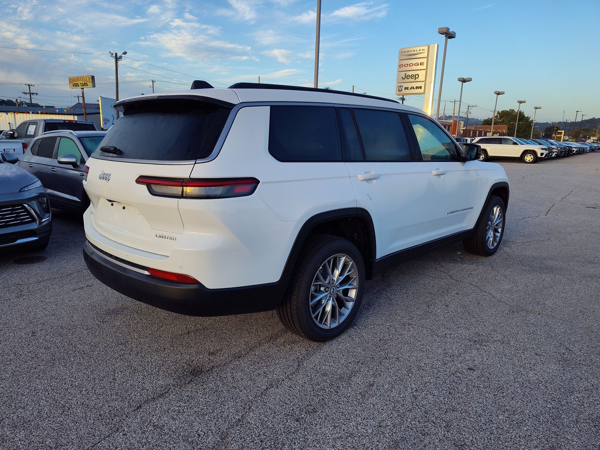 2027 Jeep Grand Cherokee Limited