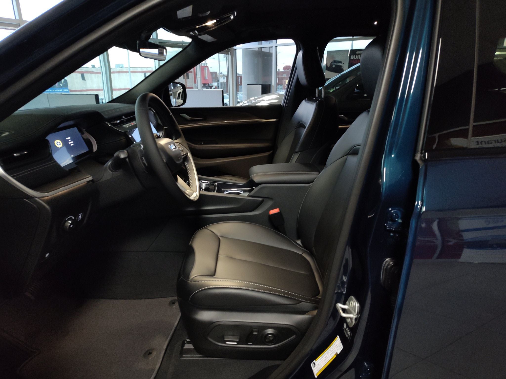 2027 Jeep Grand Cherokee Limited