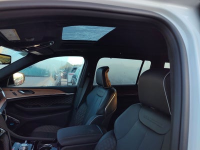 2027 Jeep Grand Cherokee Summit