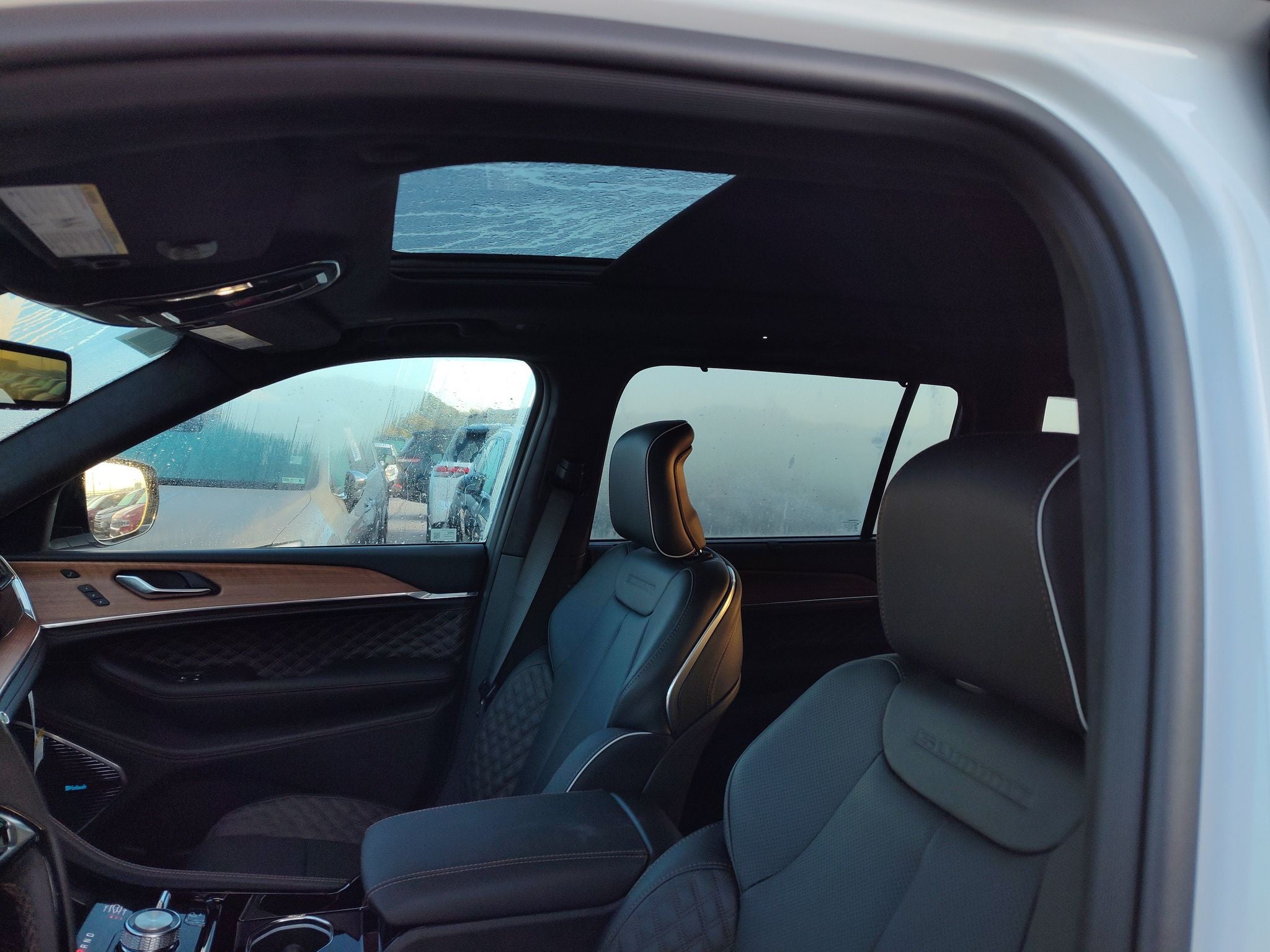 2027 Jeep Grand Cherokee Summit