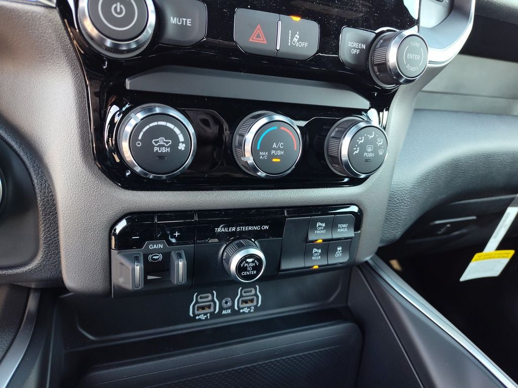 2026 RAM Ram 1500 Express