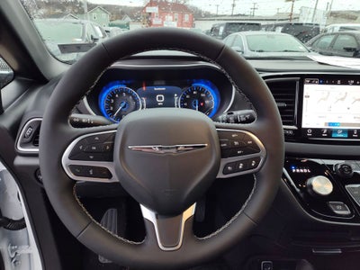 2026 Chrysler Voyager LX