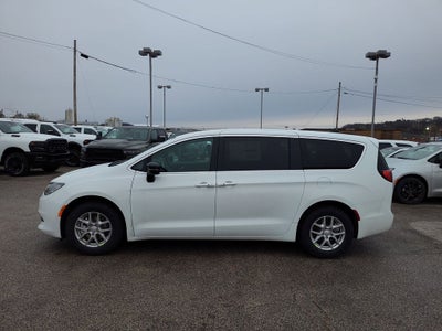 2026 Chrysler Voyager LX