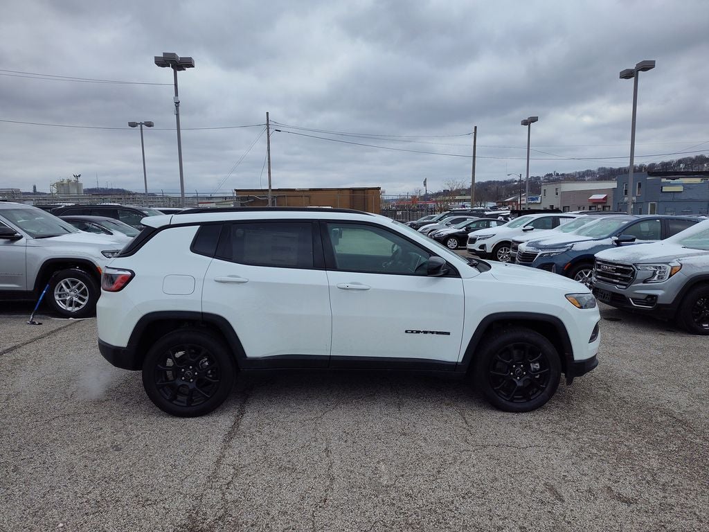 2026 Jeep Compass Latitude Altitude